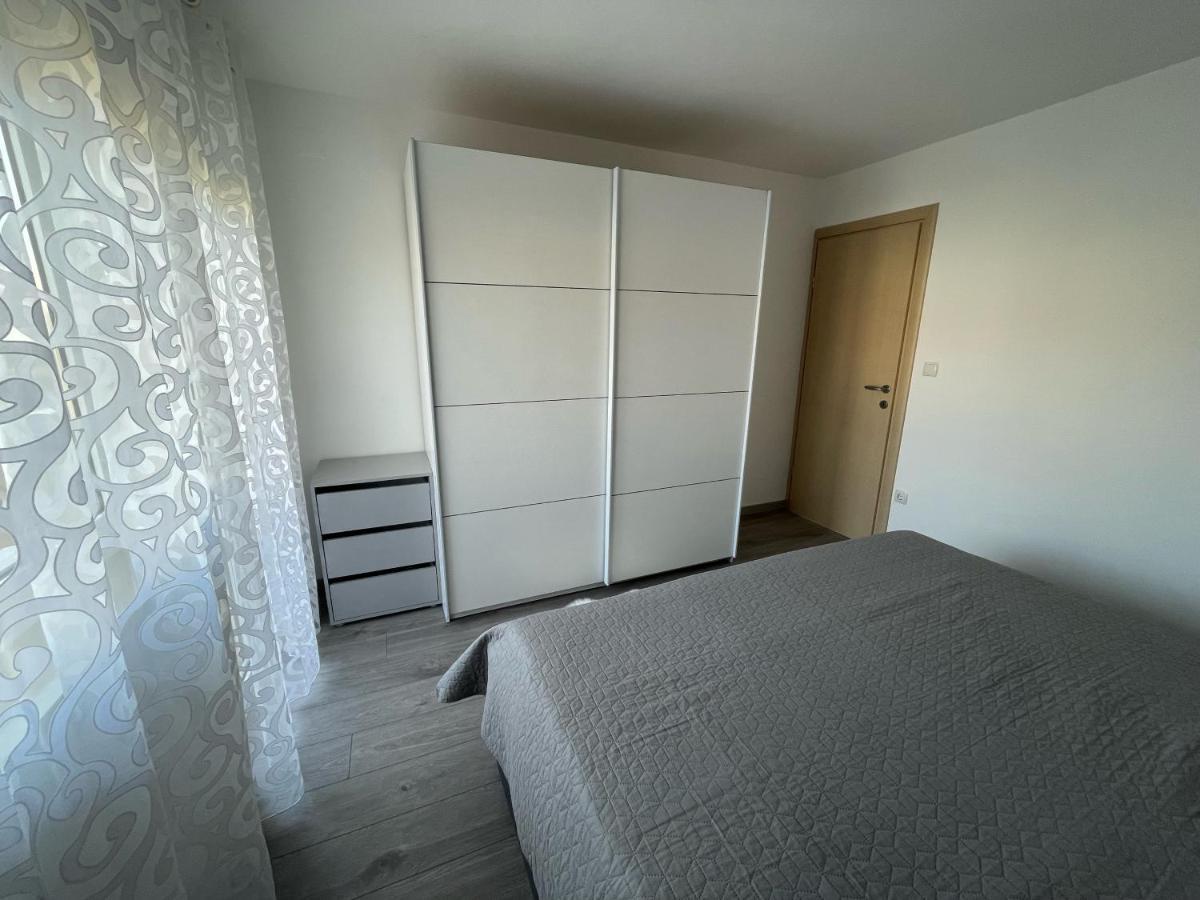 Apartments Elvira Krk Town Esterno foto